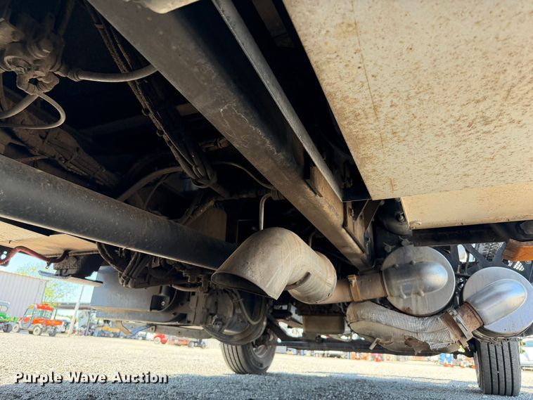 image for item EG9316 2015 Ford F650 Super Duty bucket truck