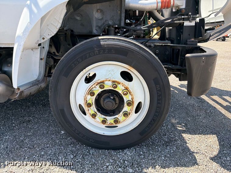 image for item EG9316 2015 Ford F650 Super Duty bucket truck