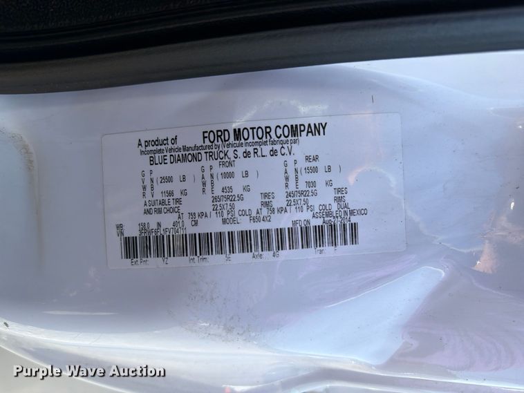image for item EG9316 2015 Ford F650 Super Duty bucket truck