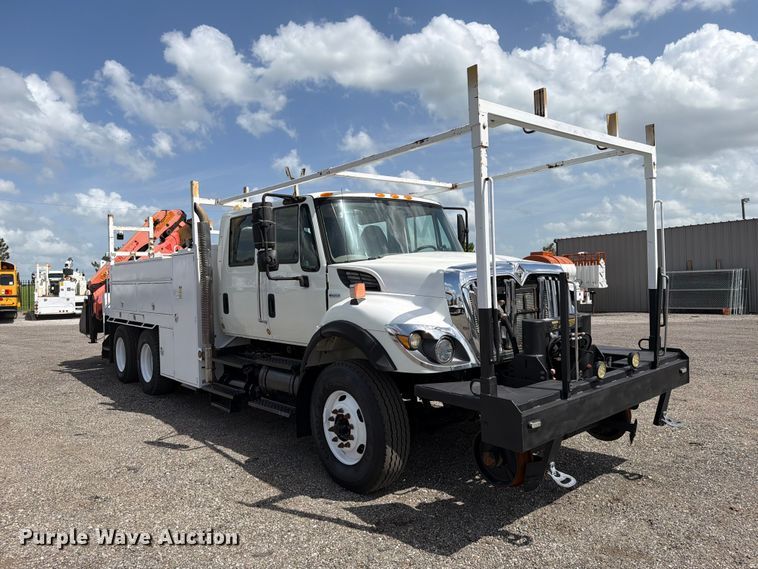 image for item EG9321 2008 International WorkStar 7500 Crew Cab crane truck