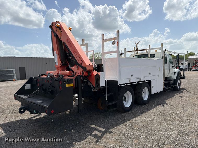 image for item EG9321 2008 International WorkStar 7500 Crew Cab crane truck