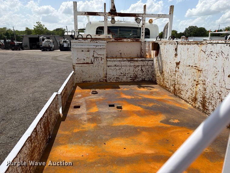 image for item EG9321 2008 International WorkStar 7500 Crew Cab crane truck