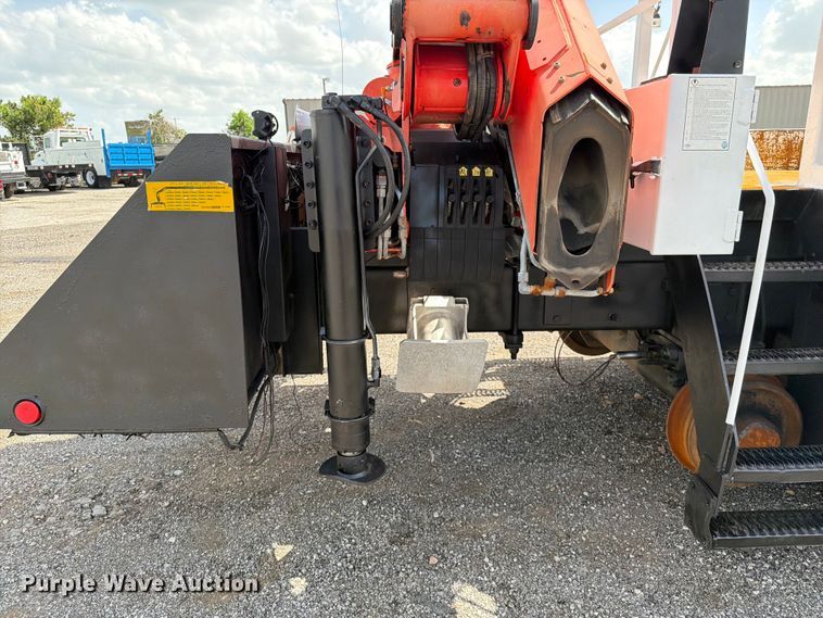 image for item EG9321 2008 International WorkStar 7500 Crew Cab crane truck