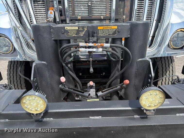 image for item EG9321 2008 International WorkStar 7500 Crew Cab crane truck