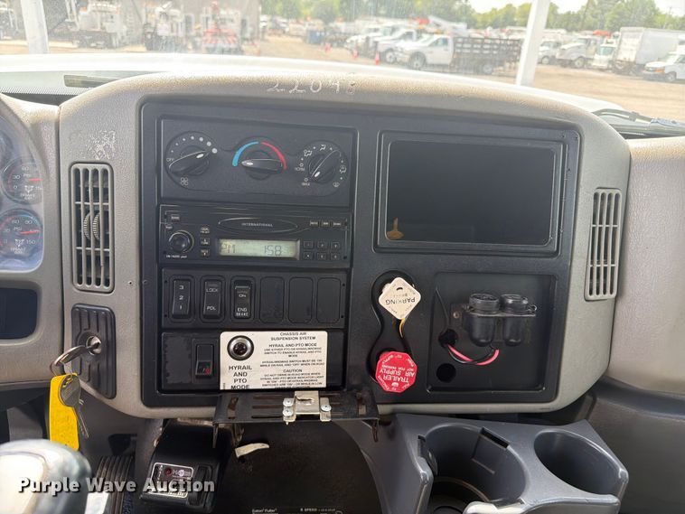 image for item EG9321 2008 International WorkStar 7500 Crew Cab crane truck