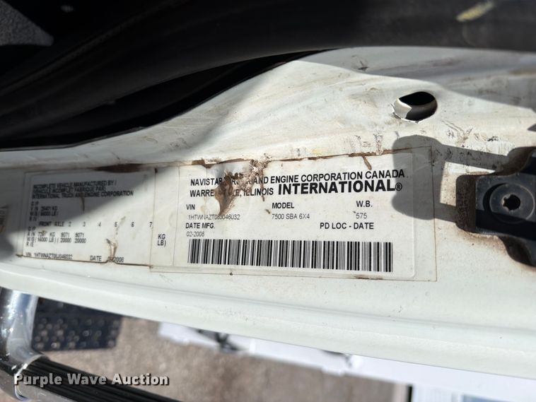 image for item EG9321 2008 International WorkStar 7500 Crew Cab crane truck