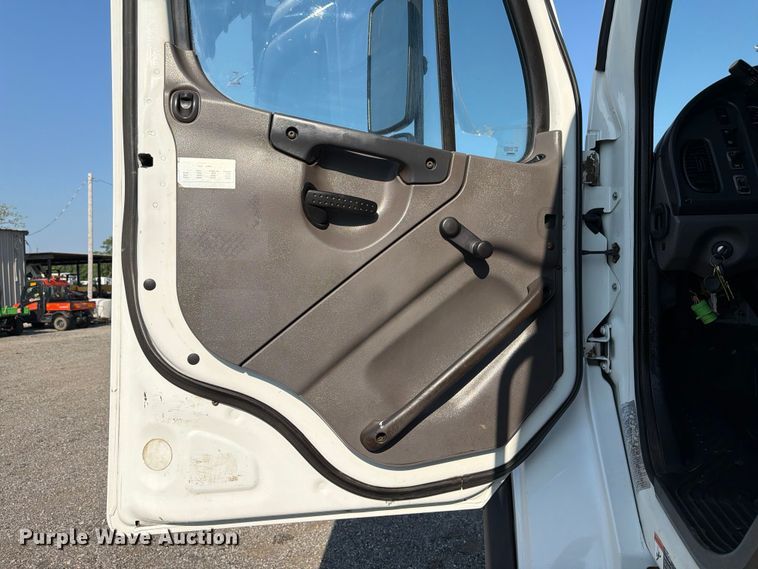 image for item EG9327 2012 Freightliner Business Class M2 Crew Cab crane truck