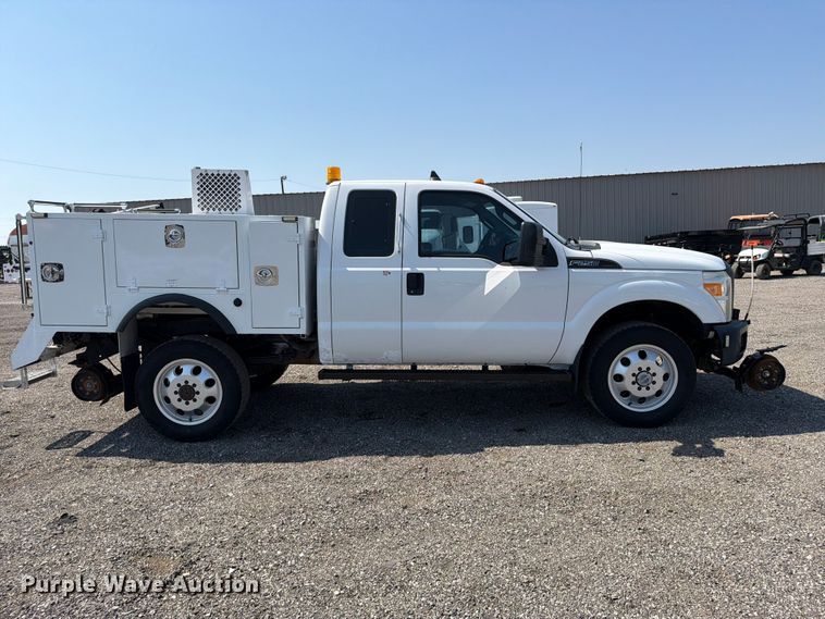 image for item EG9329 2014 Ford F250 Super Duty Ext. Cab utility bed pickup truck