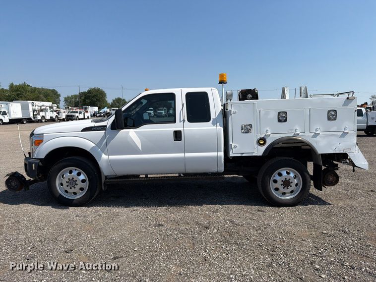 image for item EG9329 2014 Ford F250 Super Duty Ext. Cab utility bed pickup truck