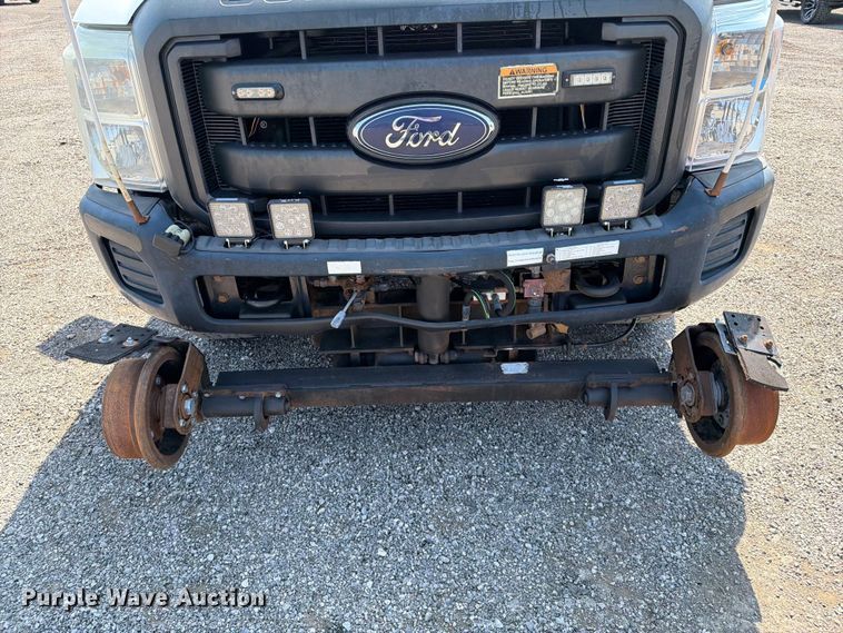 image for item EG9329 2014 Ford F250 Super Duty Ext. Cab utility bed pickup truck