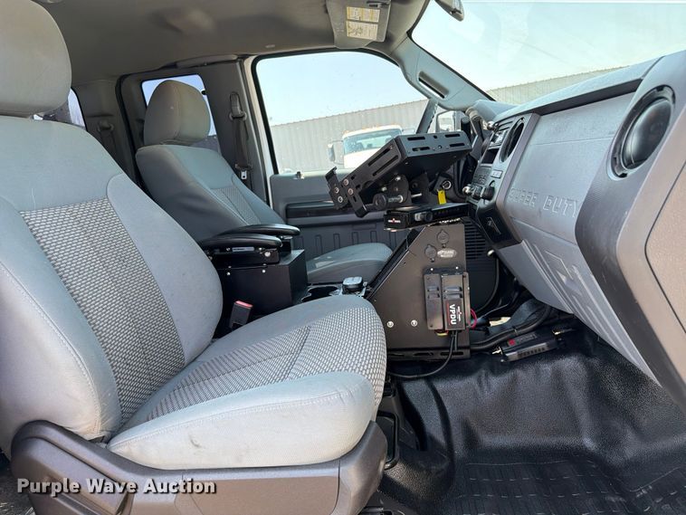 image for item EG9329 2014 Ford F250 Super Duty Ext. Cab utility bed pickup truck