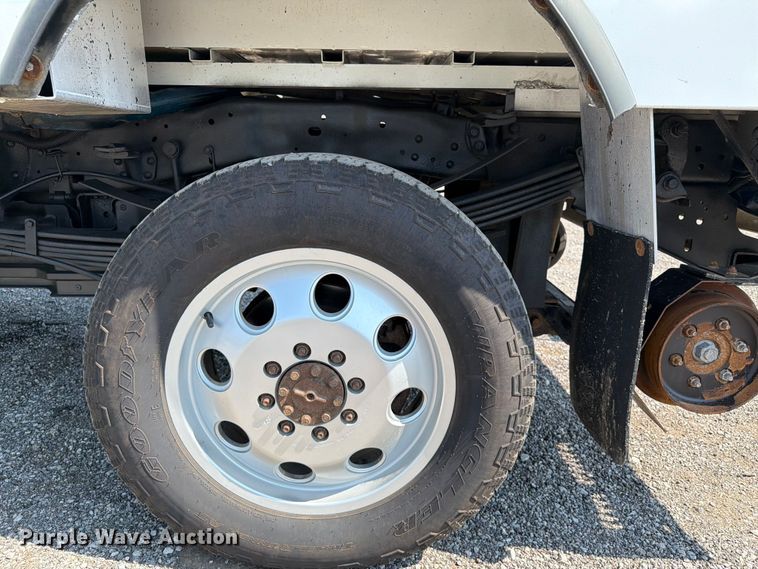 image for item EG9329 2014 Ford F250 Super Duty Ext. Cab utility bed pickup truck