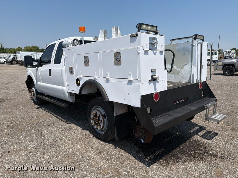 image for item EG9330 2014 Ford F250 Super Duty Ext. Cab utility bed pickup truck