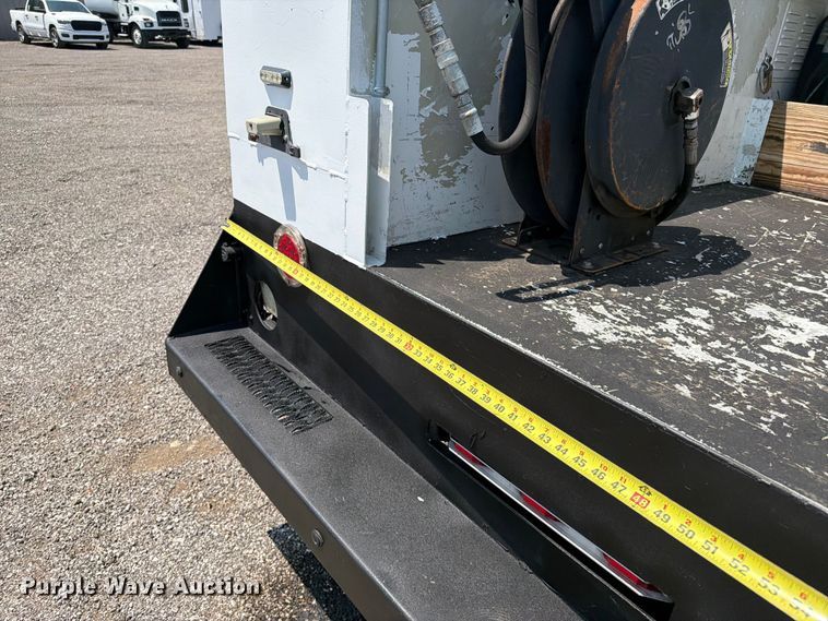 image for item EG9330 2014 Ford F250 Super Duty Ext. Cab utility bed pickup truck