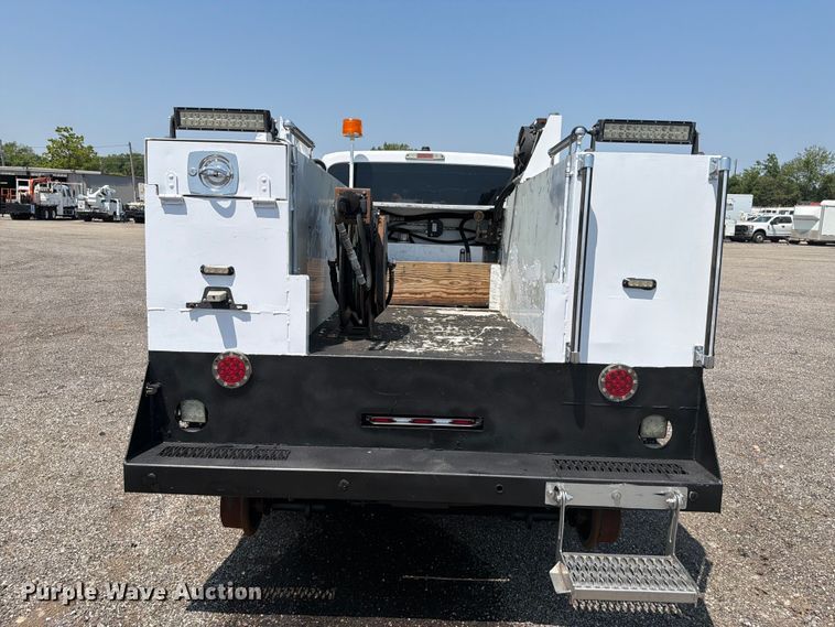 image for item EG9330 2014 Ford F250 Super Duty Ext. Cab utility bed pickup truck
