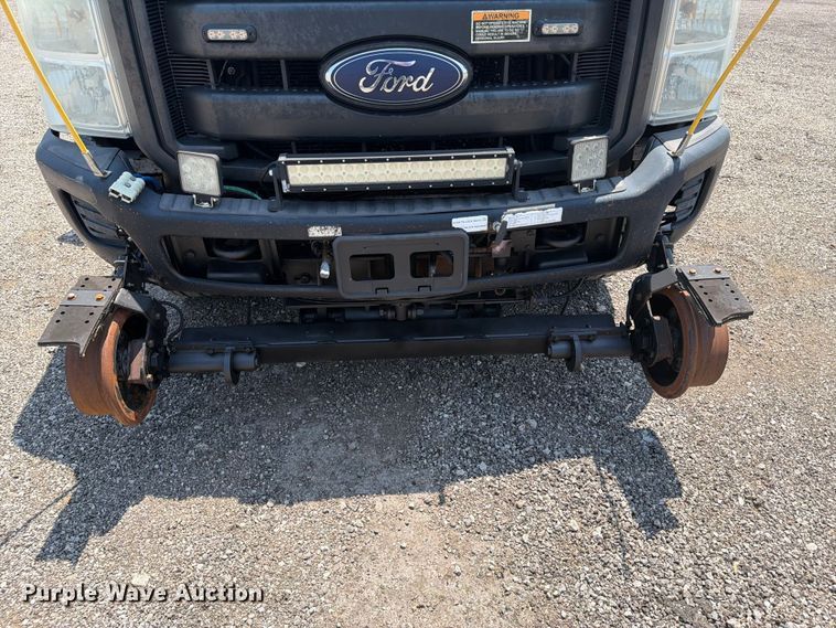 image for item EG9330 2014 Ford F250 Super Duty Ext. Cab utility bed pickup truck