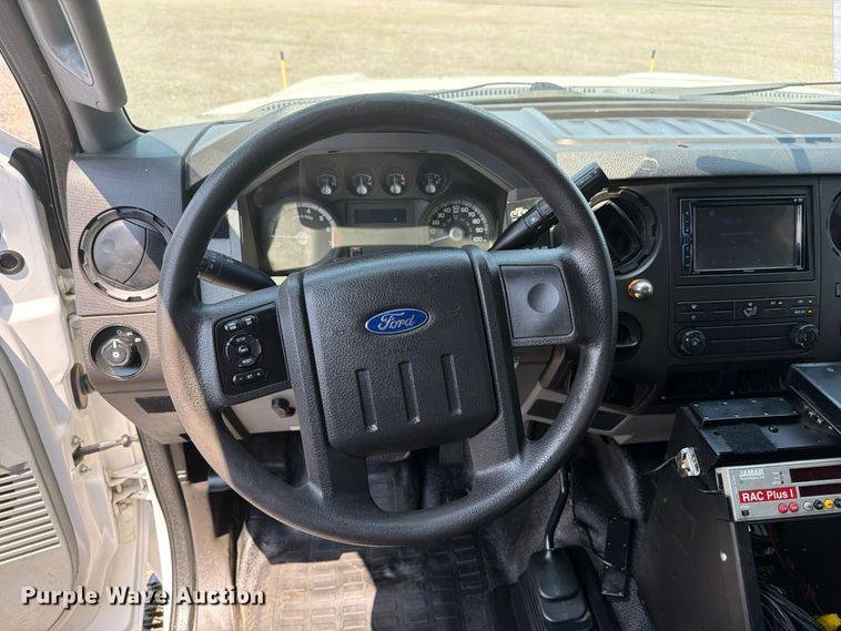 image for item EG9330 2014 Ford F250 Super Duty Ext. Cab utility bed pickup truck