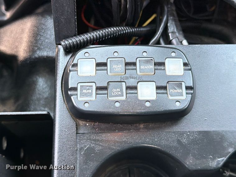 image for item EG9330 2014 Ford F250 Super Duty Ext. Cab utility bed pickup truck