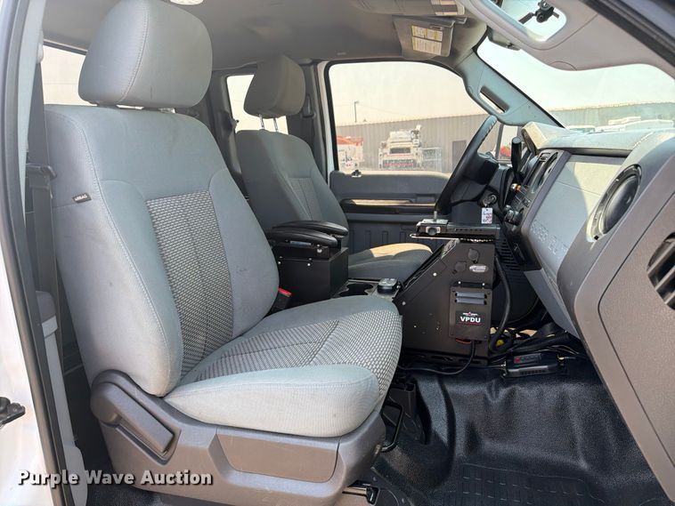 image for item EG9330 2014 Ford F250 Super Duty Ext. Cab utility bed pickup truck