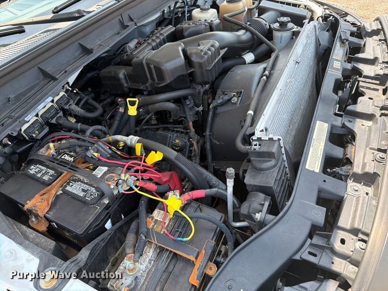 image for item EG9330 2014 Ford F250 Super Duty Ext. Cab utility bed pickup truck