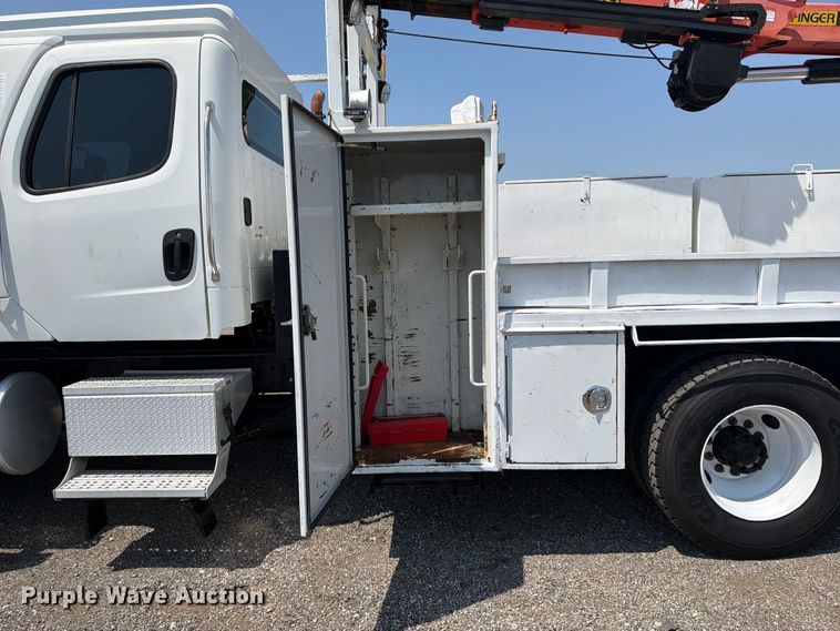 image for item EG9333 2007 Freightliner Business Class M2 Crew Cab crane truck