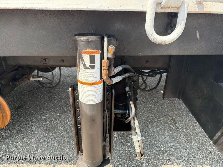 image for item EG9333 2007 Freightliner Business Class M2 Crew Cab crane truck