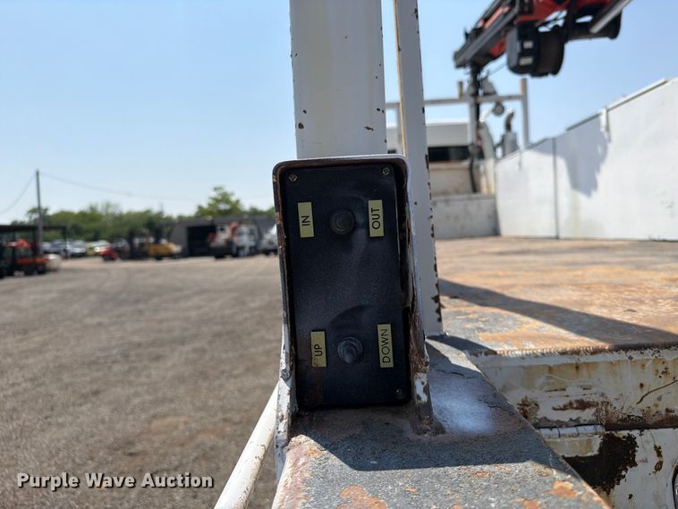 image for item EG9333 2007 Freightliner Business Class M2 Crew Cab crane truck