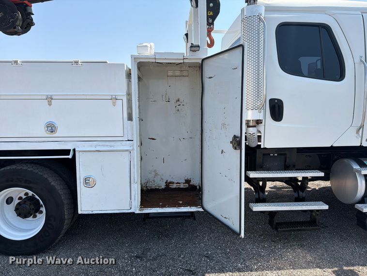 image for item EG9333 2007 Freightliner Business Class M2 Crew Cab crane truck