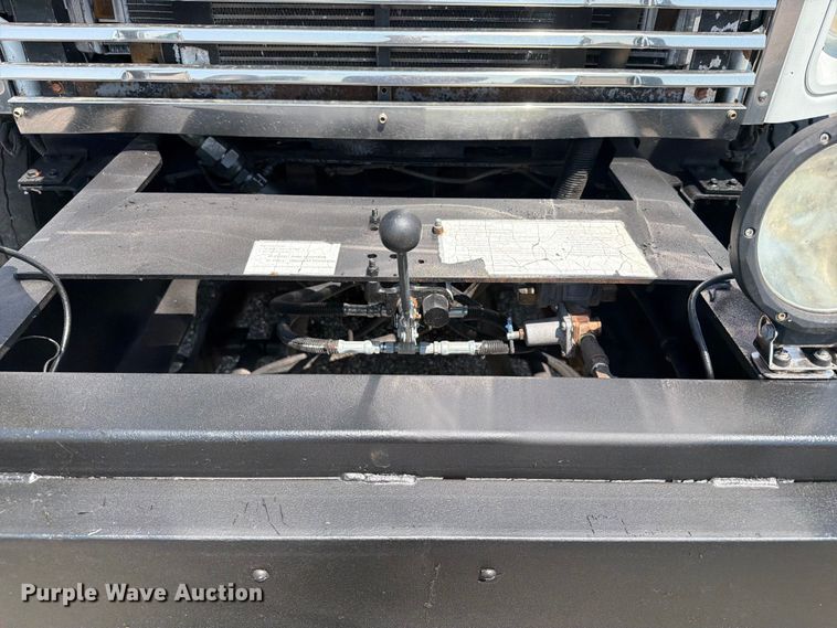 image for item EG9333 2007 Freightliner Business Class M2 Crew Cab crane truck