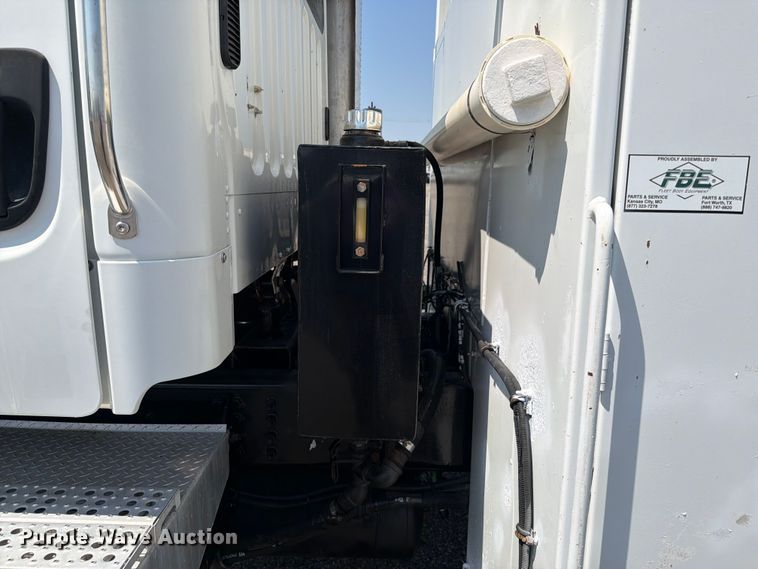 image for item EG9333 2007 Freightliner Business Class M2 Crew Cab crane truck