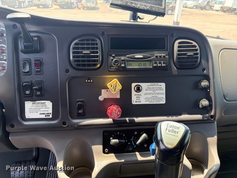 image for item EG9333 2007 Freightliner Business Class M2 Crew Cab crane truck