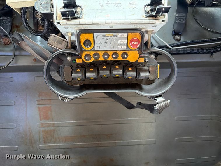 image for item EG9333 2007 Freightliner Business Class M2 Crew Cab crane truck