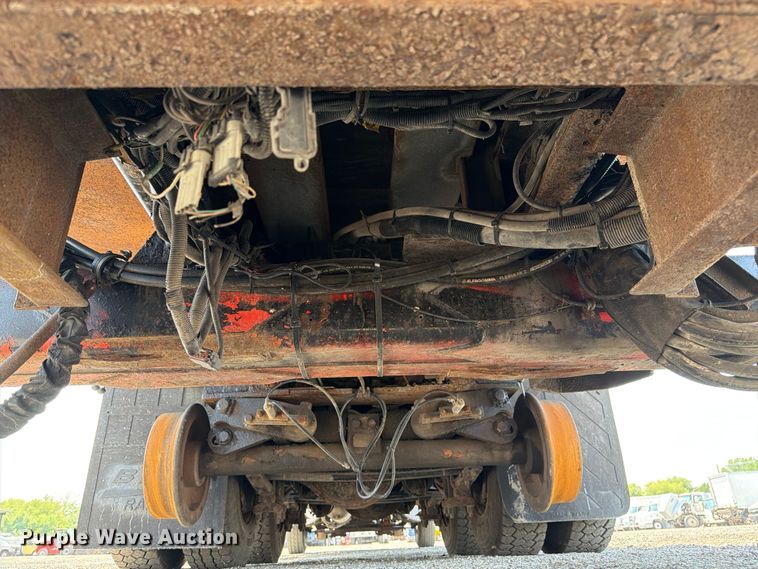 image for item EG9333 2007 Freightliner Business Class M2 Crew Cab crane truck