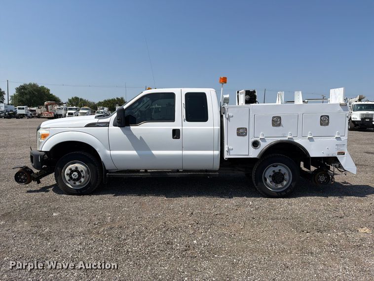 image for item EG9334 2014 Ford F250 Super Duty Ext. Cab utility bed pickup truck
