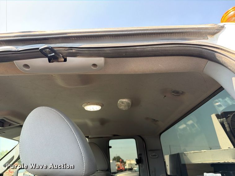 image for item EG9334 2014 Ford F250 Super Duty Ext. Cab utility bed pickup truck