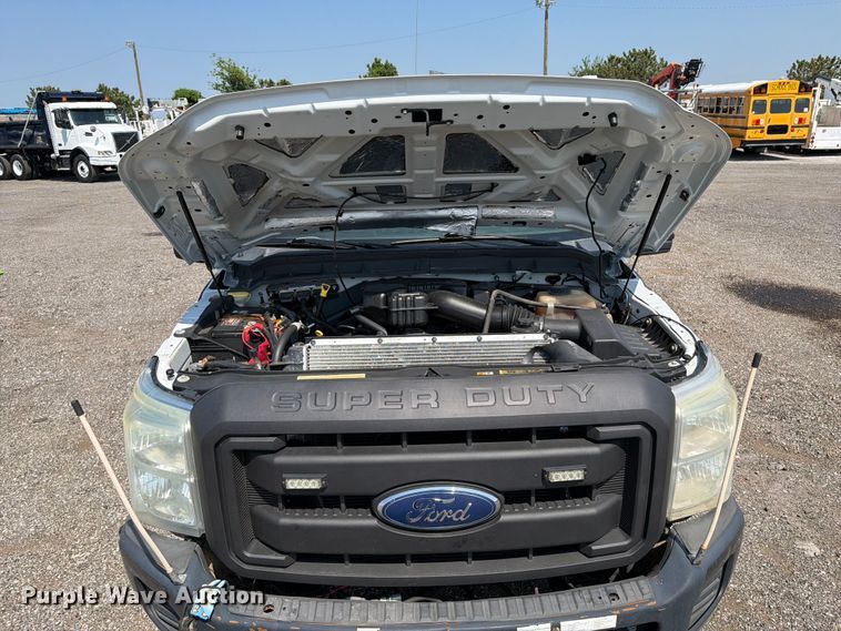 image for item EG9334 2014 Ford F250 Super Duty Ext. Cab utility bed pickup truck