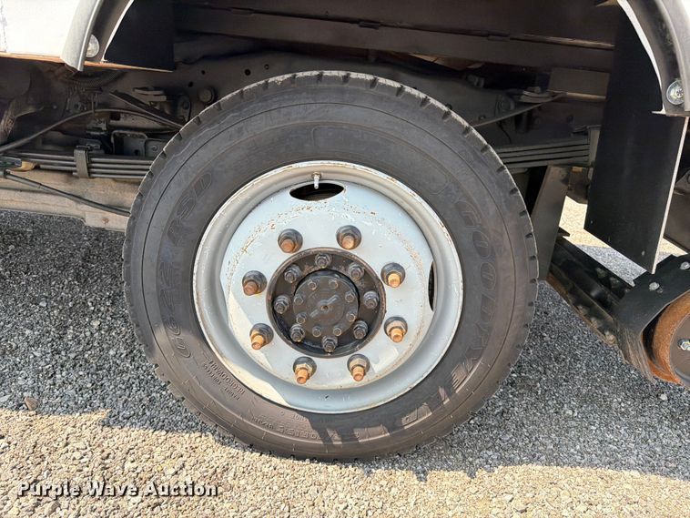 image for item EG9334 2014 Ford F250 Super Duty Ext. Cab utility bed pickup truck