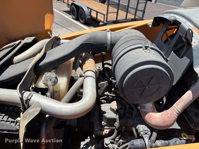 image for item EL2529 2014 Case 570NXT landscape tractor
