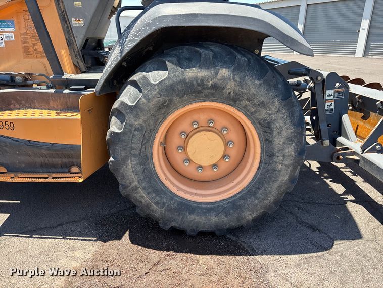 image for item EL2529 2014 Case 570NXT landscape tractor