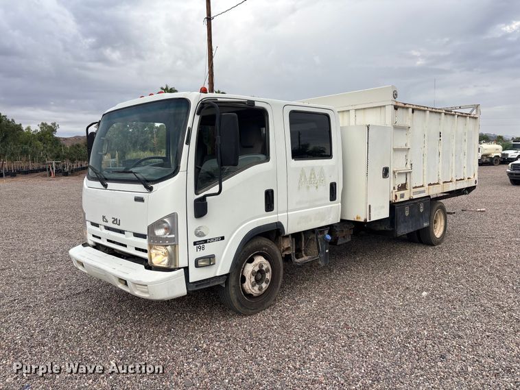 image for item EL2540 2011 Isuzu NRR Crew Cab dump truck