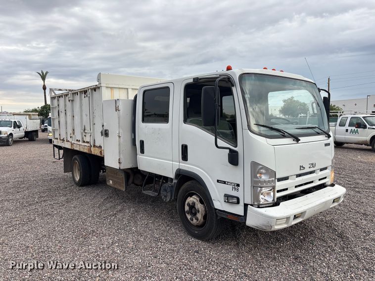 image for item EL2540 2011 Isuzu NRR Crew Cab dump truck