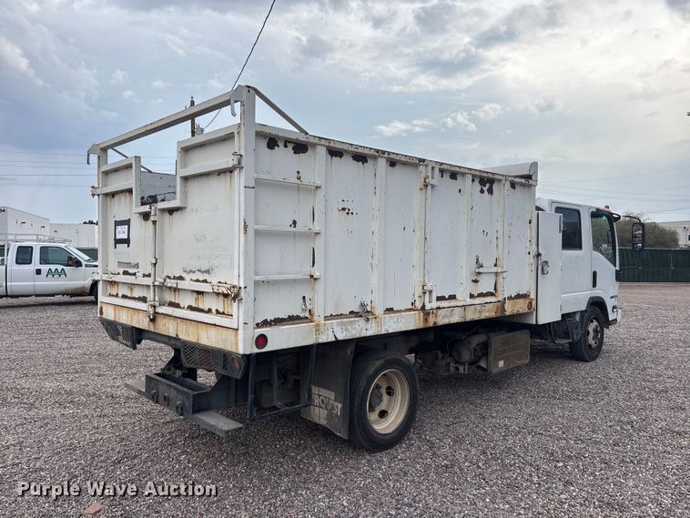 image for item EL2540 2011 Isuzu NRR Crew Cab dump truck