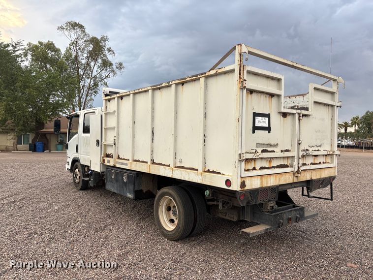 image for item EL2540 2011 Isuzu NRR Crew Cab dump truck