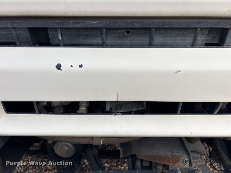 image for item EL2540 2011 Isuzu NRR Crew Cab dump truck