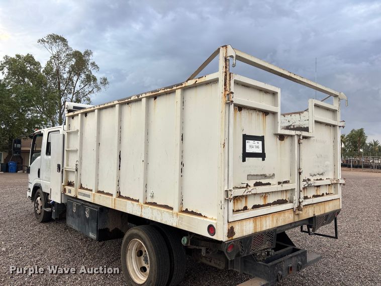 image for item EL2540 2011 Isuzu NRR Crew Cab dump truck