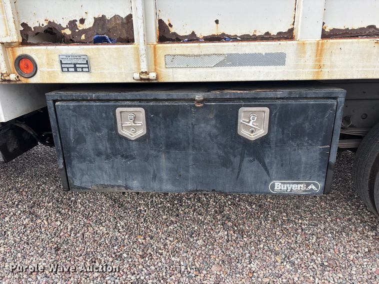 image for item EL2540 2011 Isuzu NRR Crew Cab dump truck