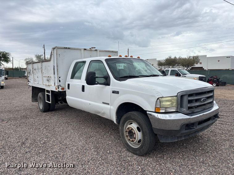 image for item EL2541 2004 Ford F450 Super Duty Crew Cab dump truck