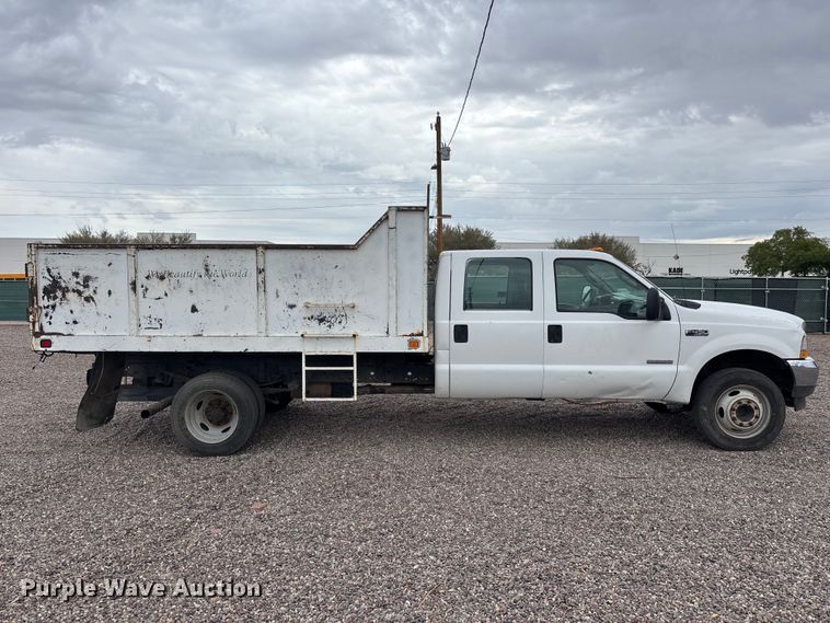 image for item EL2541 2004 Ford F450 Super Duty Crew Cab dump truck