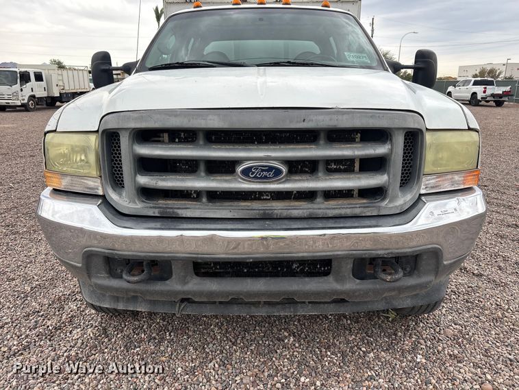 image for item EL2541 2004 Ford F450 Super Duty Crew Cab dump truck