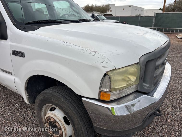 image for item EL2541 2004 Ford F450 Super Duty Crew Cab dump truck